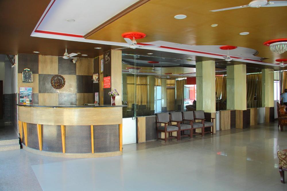 Hotel Deep Palace Near Bus Stand Udaipole Udajpur Zewnętrze zdjęcie